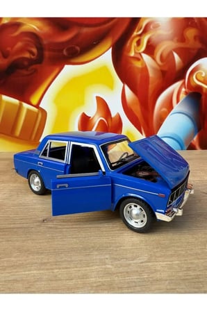 Sürtmeli Sesli Işıklı Oyuncak Tofaş Araba Murat 124 Lada Açılan Kapılar Kaput 20 cm