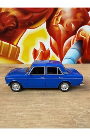 Sürtmeli Sesli Işıklı Oyuncak Tofaş Araba Murat 124 Lada Açılan Kapılar Kaput 20 cm