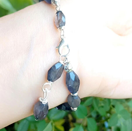 2374 Hindistan el kesimi fasetli İyolit(su safiri) el yapımı bileklik