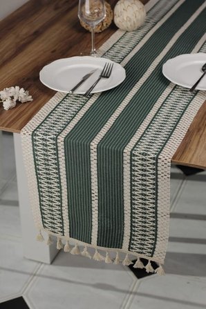 Tropik Home Pamuk Dantel Püsküllü Yeşil Runner, Sunum Örtüsü Dantel Bej 35x145 Cm Runner Masa Örtüsü