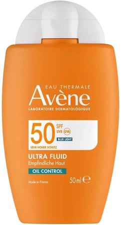 Ultra Fluid Oil Control SPF 50 Yağlı Ciltler için Güneş Kremi 50 ml