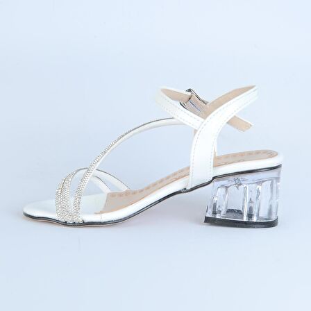 Ayakcenter Frati Beyaz 4 Cm Topuklu Kız Çocuk Sandalet