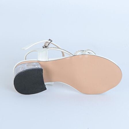 Ayakcenter Frati Beyaz 4 Cm Topuklu Kız Çocuk Sandalet