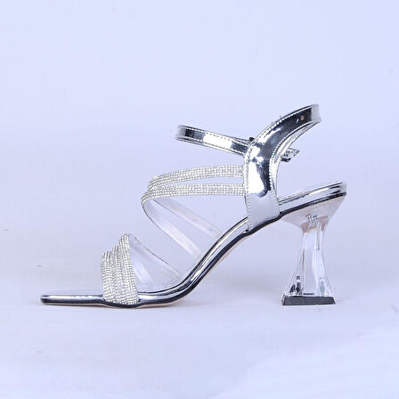 Ayakcenter By4 Taşlı 7Cm Kadın Topuklu Sandalet