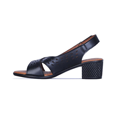 Ayakcenter Fl1 Siyah 5cm Kadın Topuklu Sandalet