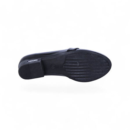 Ayakcenter Esrc-606 Siyah Kadın 3Cm Topuklu Ayakkabı