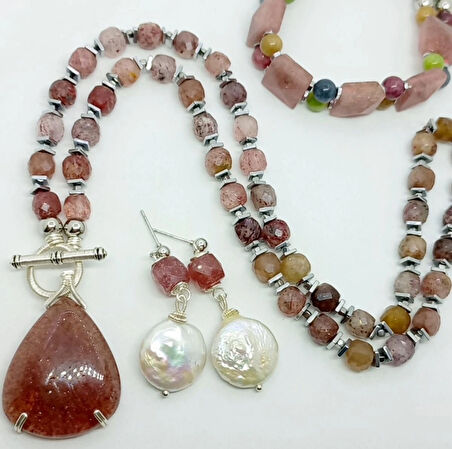 2388 Çilek Kuvars el yapımı kolye