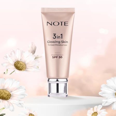 Cosmetics 3 in 1 Glowing Skin Tinted Moisturizer 50 SPF Işıltılı Aydınlatıcı Krem