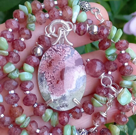 2393 Yosunlu Akik çilek Kuvars Sedef el yapımı kolye