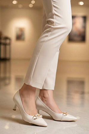 Beyaz İnce Kısa Topuklu Kadın Abiye Ayakkabı 695029 Z
