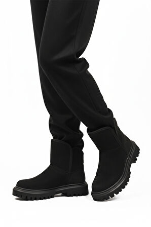 Siyah Süet İçi Kürklü Soğuğa Dirençli Kaymaz Kadın Bot 548038 Z