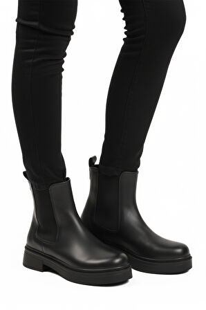 Siyah Cilt Kolay Giyilebilir Polarlı Kaymaz Kadın Chelsea Bot 209134 Z