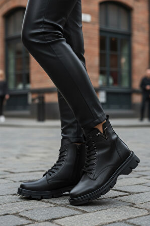 Siyah Cilt Bağcıklı Fermuarlı Polarlı Kaymaz Kadın Bot 351071 Z