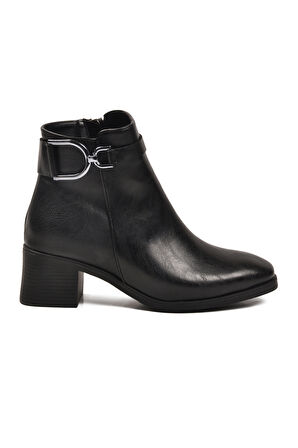 Siyah Cilt Fermuarlı Kaymaz Polarlı Kadın Topuklu Bot 417637 Z