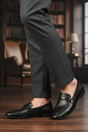 Siyah Cilt Hafif Esnek Kadın Casual Ayakkabı 572433 Z