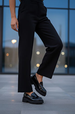 Siyah Rugan Kalın Taban Kadın Casual Ayakkabı 572453 Z