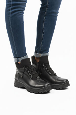 Siyah İçi Polarlı Soğuğa Dirençli Kaymaz Taban Kadın Bot 112 Z