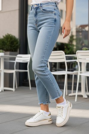 Beyaz Bağcıklı Hafif Esnek Kadın Sneaker Lady 028 Z