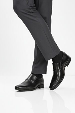 Siyah Hakiki Deri Kaymaz Taban Erkek Klasik Ayakkabı 974 M