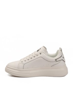 Beyaz Bağcıklı Erkek Sneaker BNI-12081 M