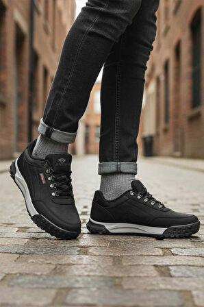 Siyah Beyaz Kaymaz Taban Erkek Outdoor Ayakkabı 05 M