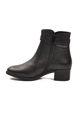 Siyah Hakiki Deri Fermuarlı İçi Polarlı Kadın Bot 24113-1 Z