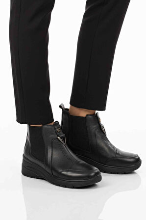 Siyah Hakiki Deri İçi Polarlı Darbe Emici Anatomik Kadın Bot 4153 Z