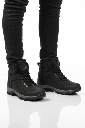 Siyah İçi Kürklü Soğuğa Dirençli Kaymaz Taban Unisex Outdoor Bot 980 G