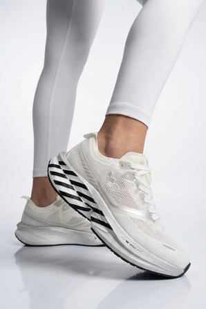 Beyaz-Gümüş Hafif Esnek Unisex Koşu Yürüyüş ve Spor Ayakkabı Space G