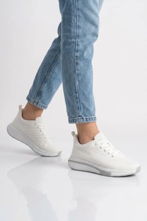 Beyaz Fileli Hafif Esnek Unisex Spor Ayakkabı Molen 118 G