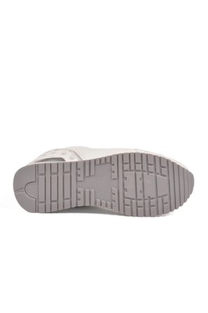 Beyaz Bağcıklı Cilt Unisex Spor Ayakkabı BNI-12097 G