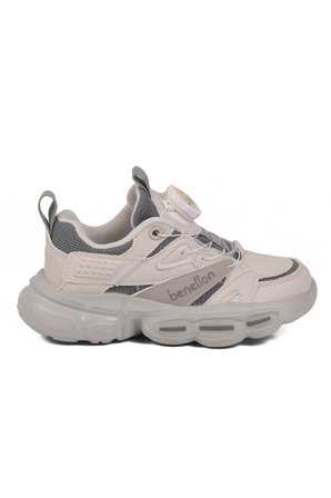 Gri Misina Bağcıklı Erkek Çocuk Spor Ayakkabı BNI-10255 P