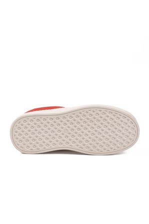 Kırmızı Hafızalı Taban Keten Bağcıklı Kadın Sneaker BNI-11241 Z