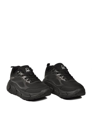 Siyah Fileli Hafif Esnek Hafızalı Taban Unisex Spor Ayakkabı BNI-11500 G