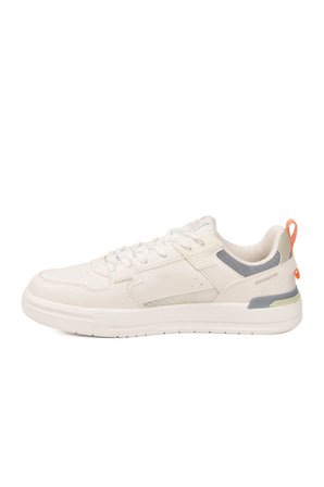 Beyaz Turuncu Bağcıklı Hafif Esnek Erkek Sneaker Soprano 101 25205 M