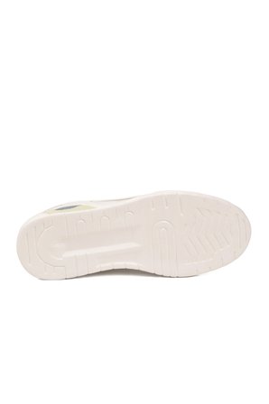 Beyaz Turuncu Bağcıklı Hafif Esnek Erkek Sneaker Soprano 101 25205 M