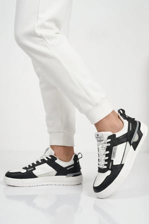 Beyaz Siyah Bağcıklı Hafif Esnek Erkek Sneaker Soprano 101 25205 M