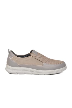 Premium Kum Hakiki Deri Anatomik Erkek Casual Ayakkabı 3704 M
