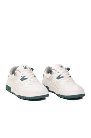 Beyaz Yeşil Bağcıklı Hafif Unisex Spor Ayakkabı BN-12158 G