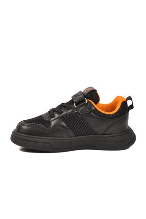 Siyah-Turuncu Cırtlı Fileli Hafif Unisex Çocuk Spor Ayakkabı 026 F