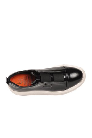 Siyah Kırışık Hakiki Deri Hafızalı Taban Erkek Casual Ayakkabı E3789 M
