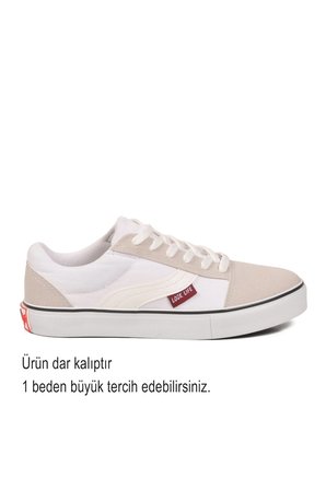 Beyaz Dar Kalıp Nefes Alan Bağcıklı Keten Erkek Spor Ayakkabı Sneaker 1002 G