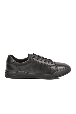 Siyah Hakiki Deri Erkek Sneaker Delikli Nefes Alabilen Casual Memory Taban M682 M
