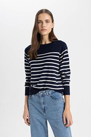 DeFacto Regular Fit Bisiklet Yaka Çizgili Basic Kazak Z1317AZ24WNNV131