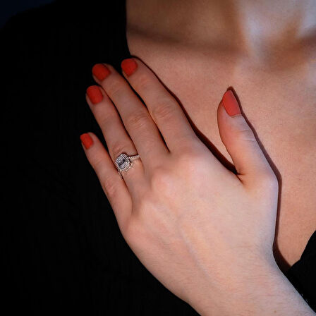 0.40 Karat Baget Pırlanta Yüzük