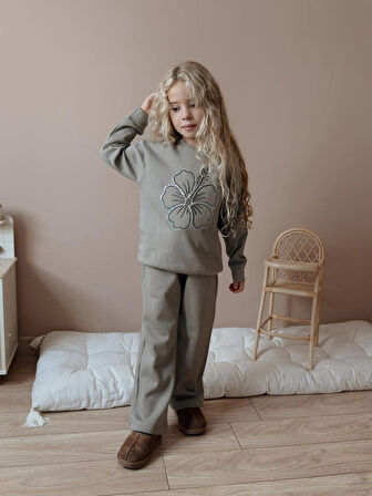 Kız Çocuk Çiçek Detaylı Sweatshirt Kışlık Takım