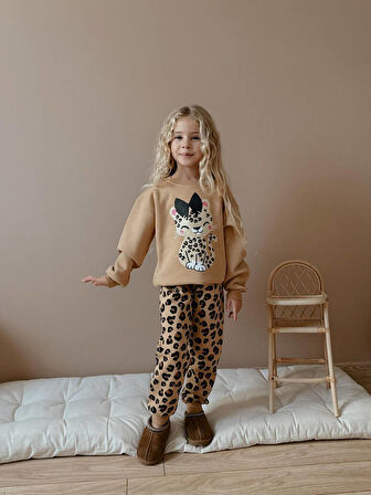 Kız Çocuk Leopar Desenli Kedili Sweatshirtli Kışlık Takım