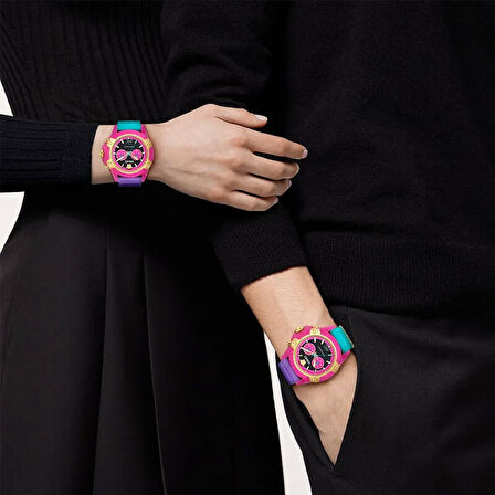 Versace VRSCVE8P00424 Kol Saati