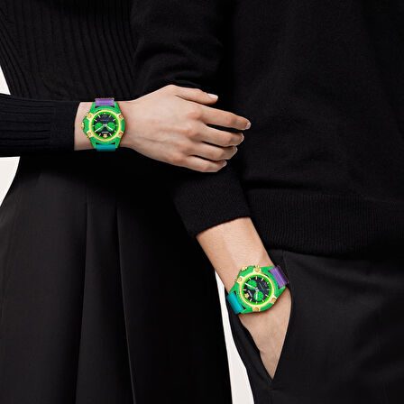 Versace VRSCVE8P00524 Erkek Kol Saati