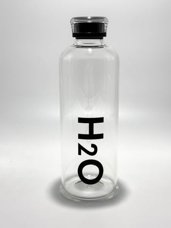 1000 ml Renkli Kapaklı Borosilikat Cam Matara – Sızdırmaz Çevirmeli Vakumlu Kapaklı Suluk,BPA İçermez, Isıya Dayanıklı, Geniş Ağızlı, Şık ve Dayanıklı Cam Su Şişesi (Siyah)